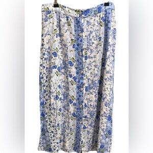 LC Lauren Conrad Blue and White Floral A-Line Midi Skirt, Linen blend, Sz Lg. 💙